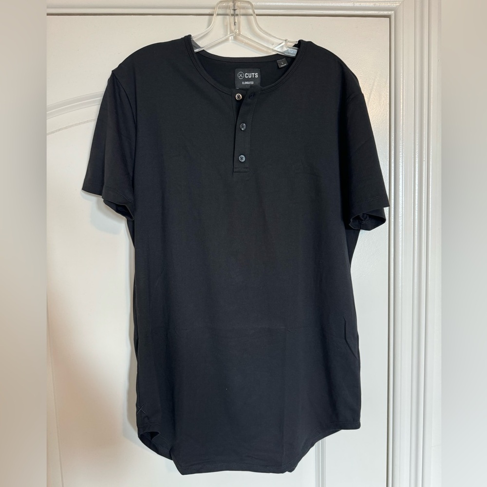 CUTS Clothing Men’s Black Henley (Elongated)